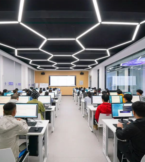 中软国际 计算机专业 大数据 产业学院